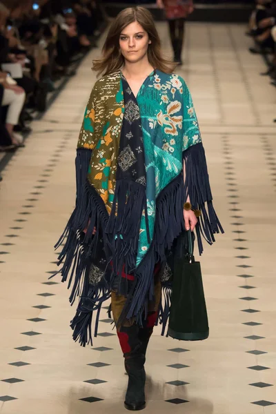 Look 1